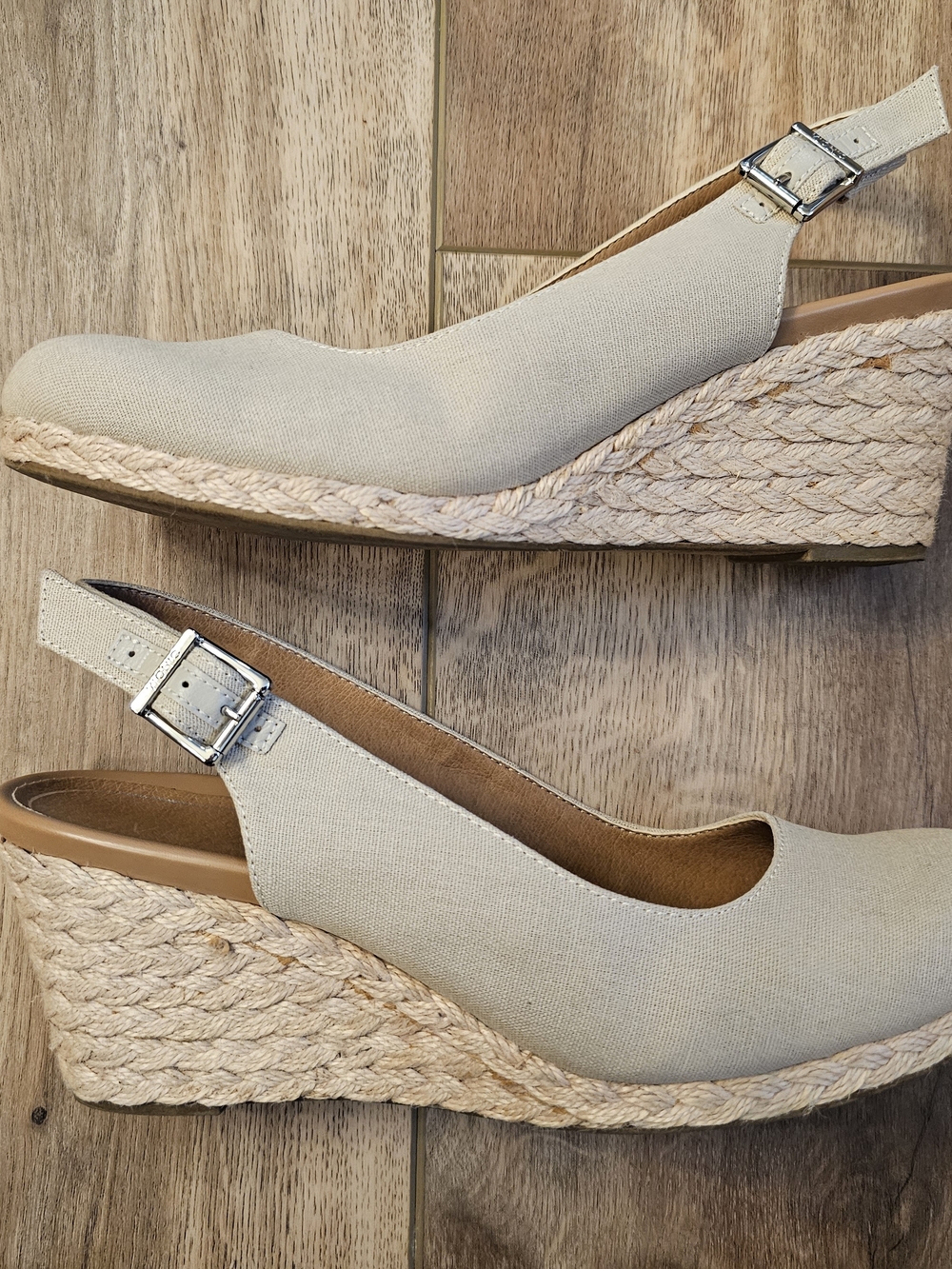 Vionic Women's Beige Slingback Wedge Espadrilles - Size 8.5 EUC - Picture 4 of 8